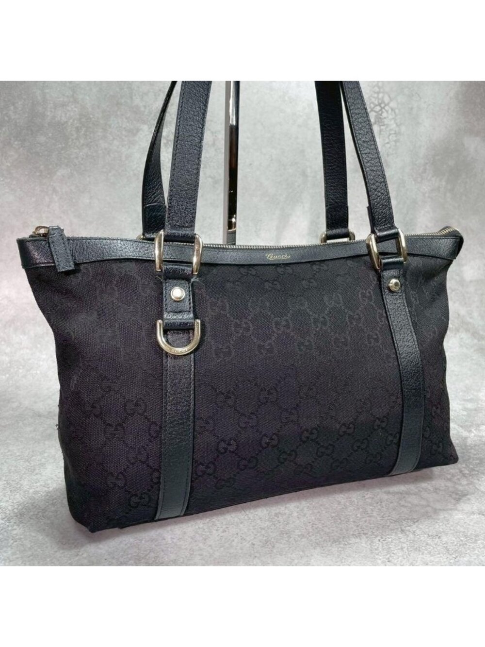 Gucci GG Tote Black Leather Logo Canvas